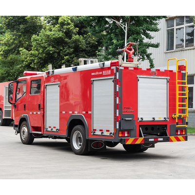 Sinotruk Howoの消防車のための小さい消火活動のトラックの赤い色