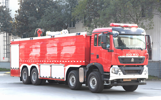 Sinotruk HOWO 25T 水泡 消防 質の高いトラック 専門車 中国工場