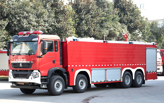 Sinotruk HOWO 25T 水泡 消防 質の高いトラック 専門車 中国工場
