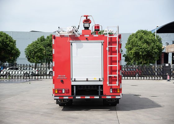 ポンプ及びモニターが付いているISUZU 3000L水および泡の小さい普通消防車